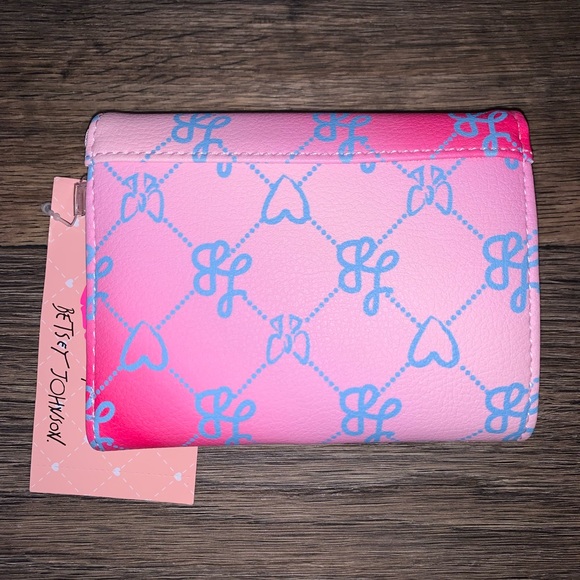 Betsey Johnson Logo Print Pink/Blue Gradient Flap Wallet - Picture 2 of 7